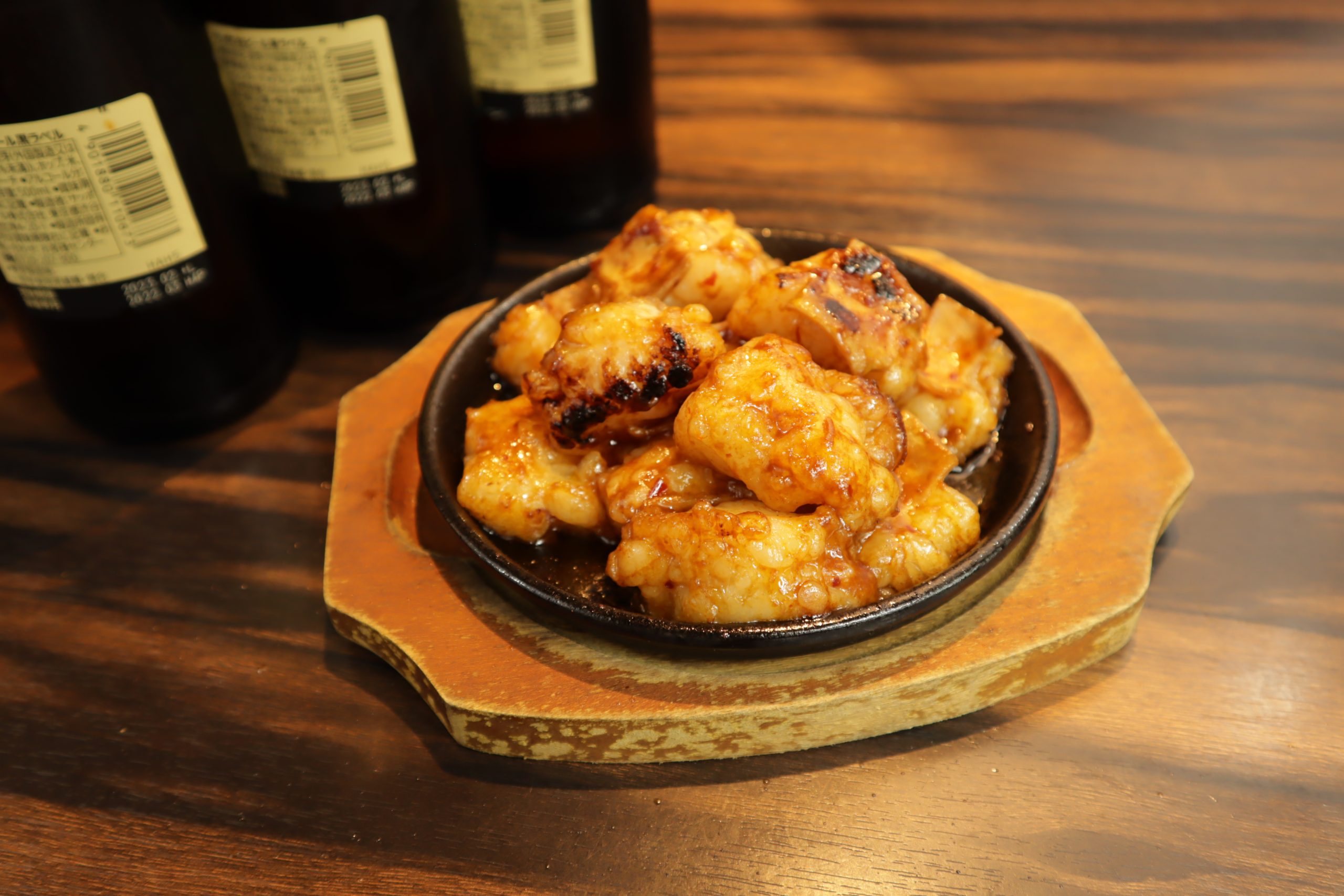 和牛ぷりぷりもつ焼き